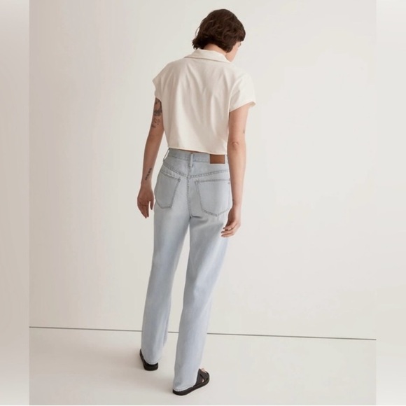 Madewell Blue Straight Leg Jeans with Vintage Appeal - Picture 4 of 15